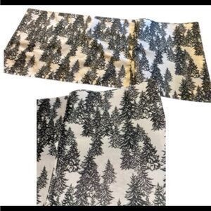Set of 4 Table Placemats - Black and White  Christmas